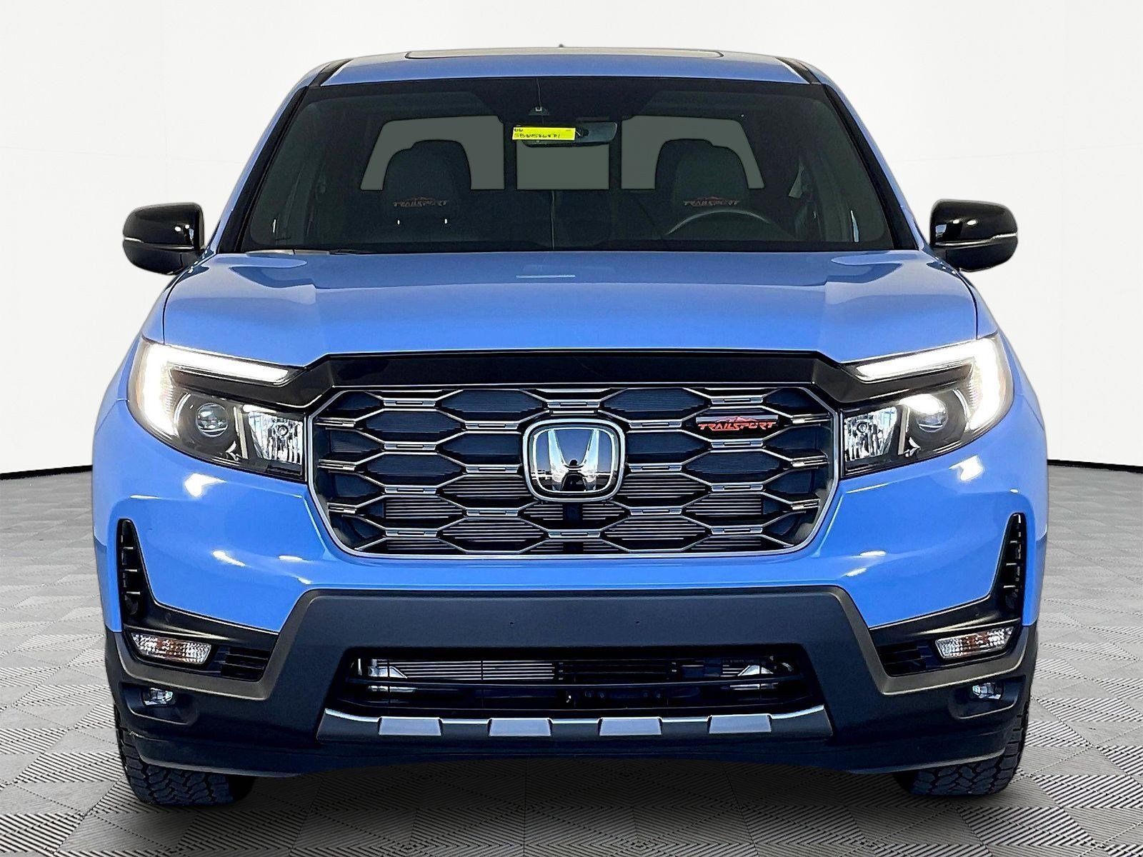 Used 2025 Honda Ridgeline TrailSport+ image 2