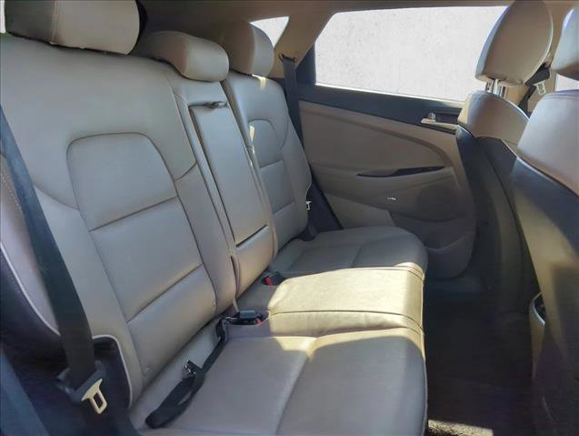 Used 2021 Hyundai Tucson Ultimate w/ Cargo Package AWD/4WD image 25
