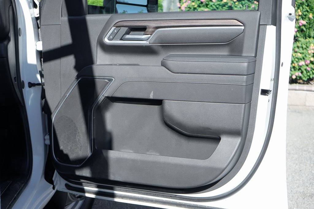 Used 2025 Chevrolet Silverado 3500 LT w/ Convenience Package image 38