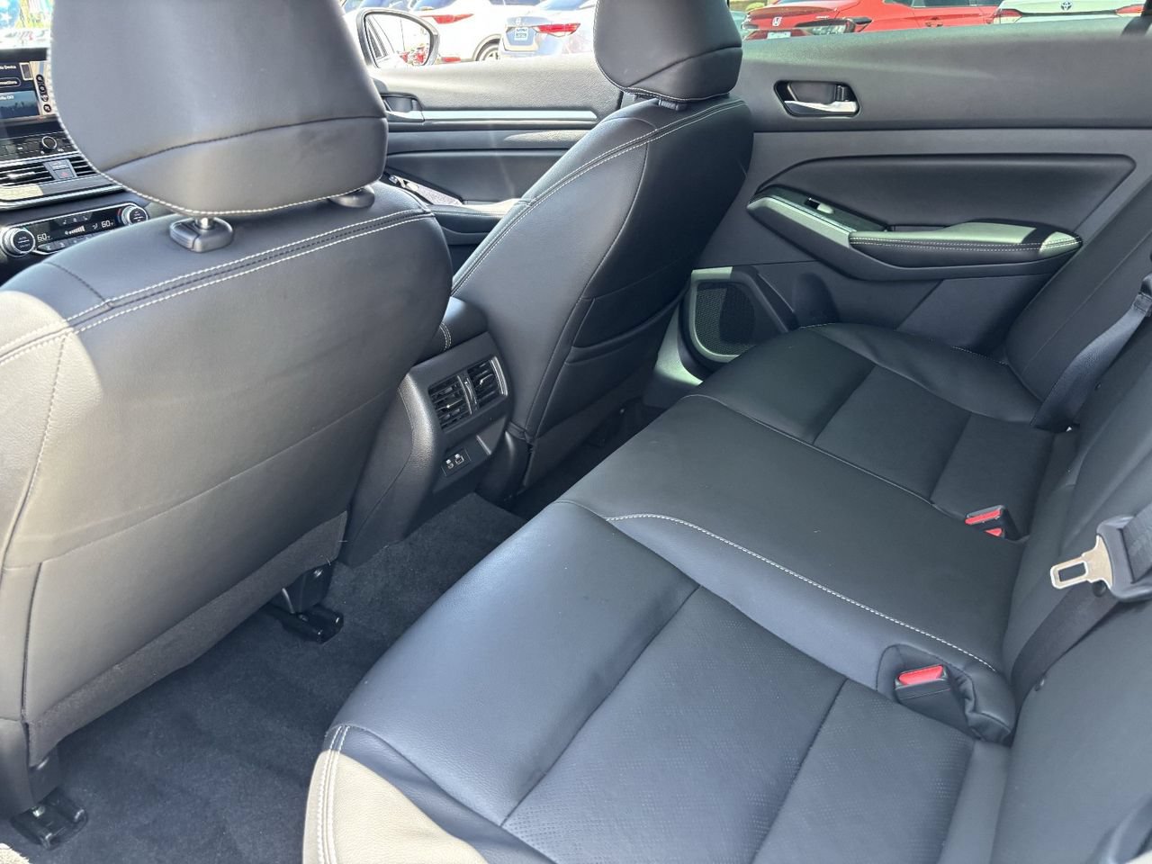 Used 2024 Nissan Altima 2.5 SL FWD image 15