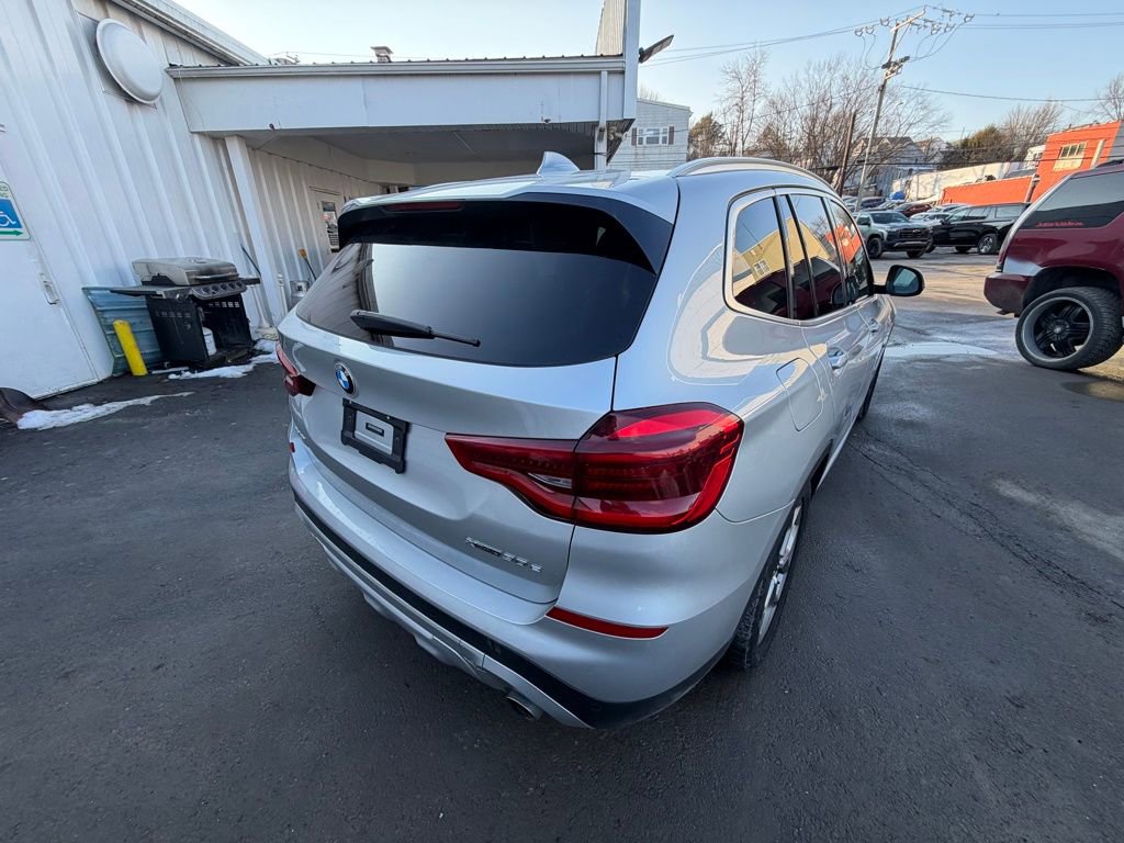 Used 2021 BMW X3 xDrive30e w/ Premium Package image 5