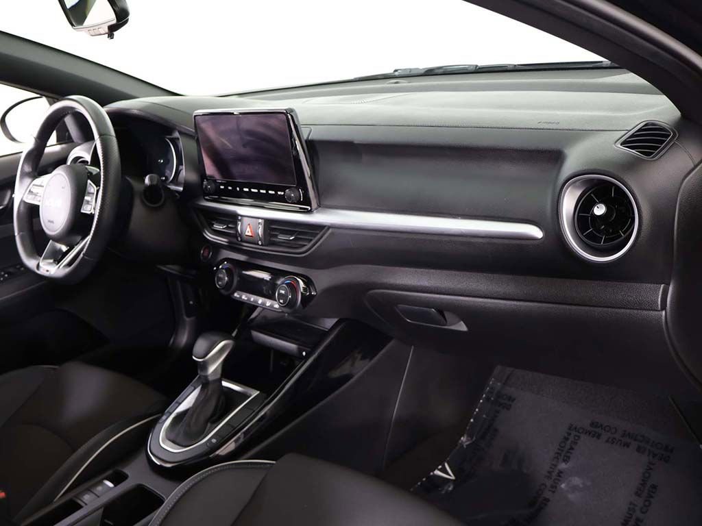 Used 2023 Kia Forte GT-Line w/ GT-Line Premium Package FWD image 28