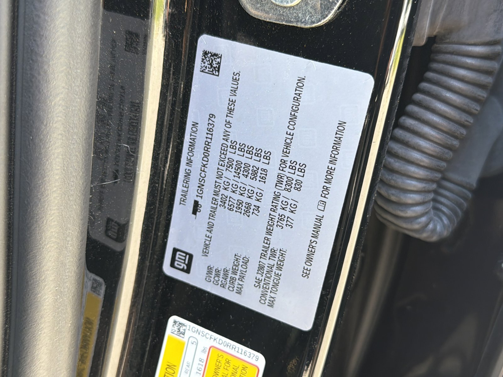 Used 2024 Chevrolet Suburban Premier w/ Premium Package RWD image 36
