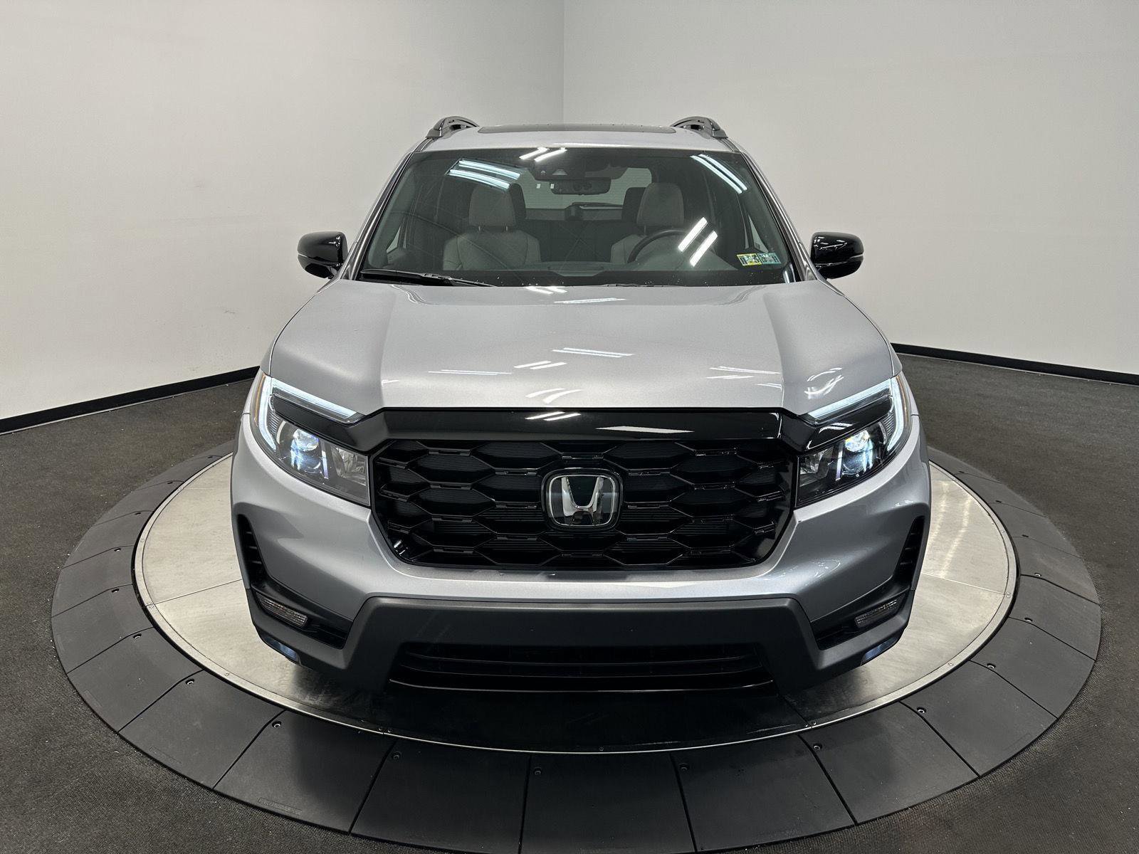 Certified 2022 Honda Passport Elite image 2