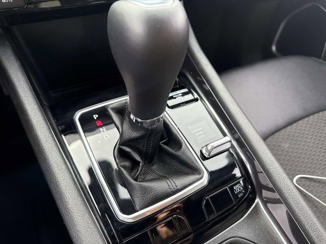 Used 2024 Jeep Compass Latitude image 25