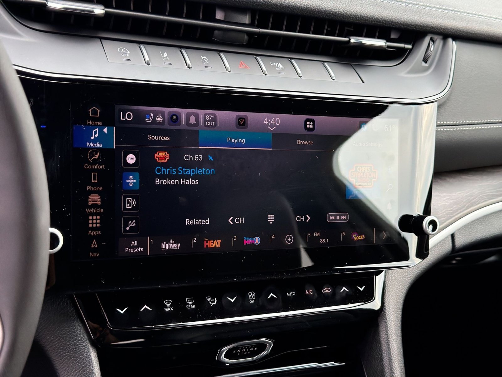 New 2026 Jeep Grand Cherokee Limited AWD/4WD image 18