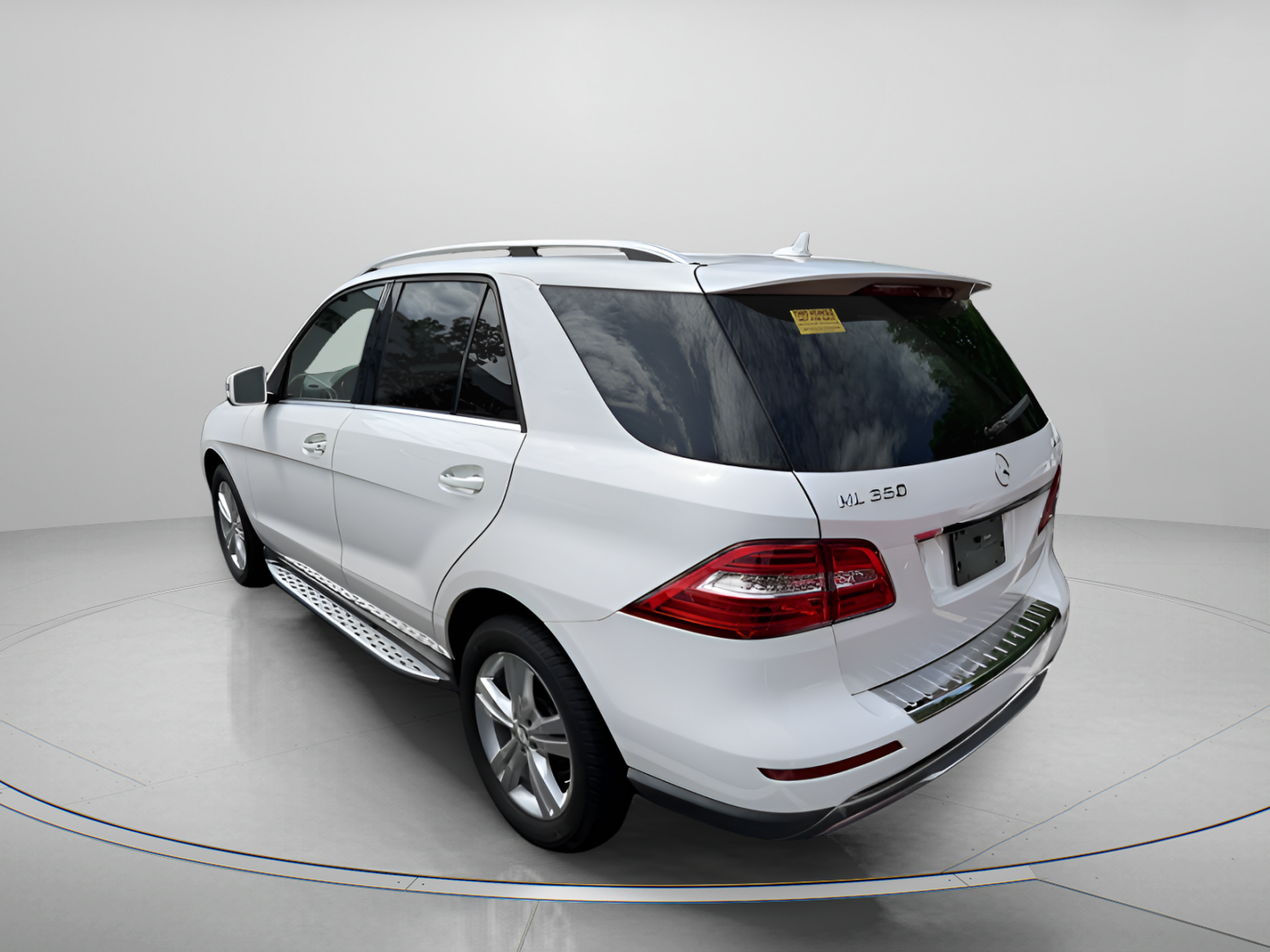 Used 2015 Mercedes-Benz ML 350 4MATIC image 2