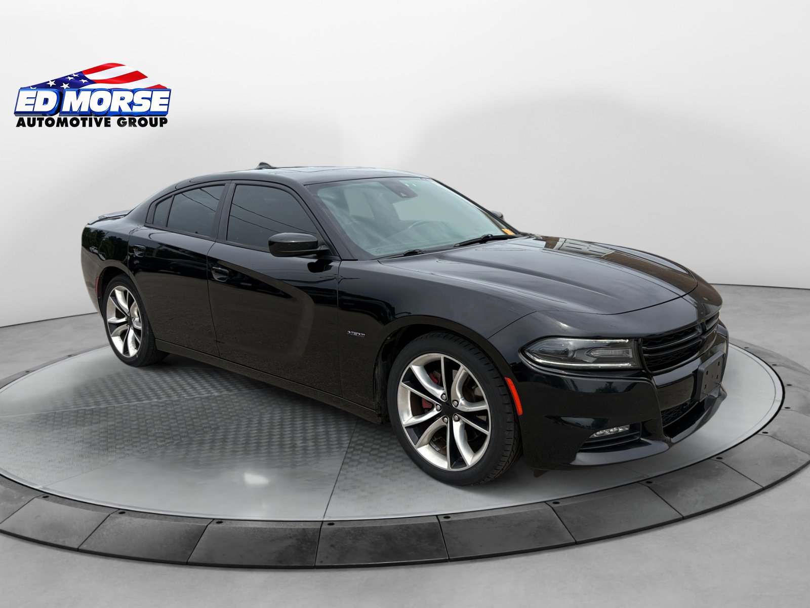 Used 2016 Dodge Charger R/T w/ Premium Group RWD image 7