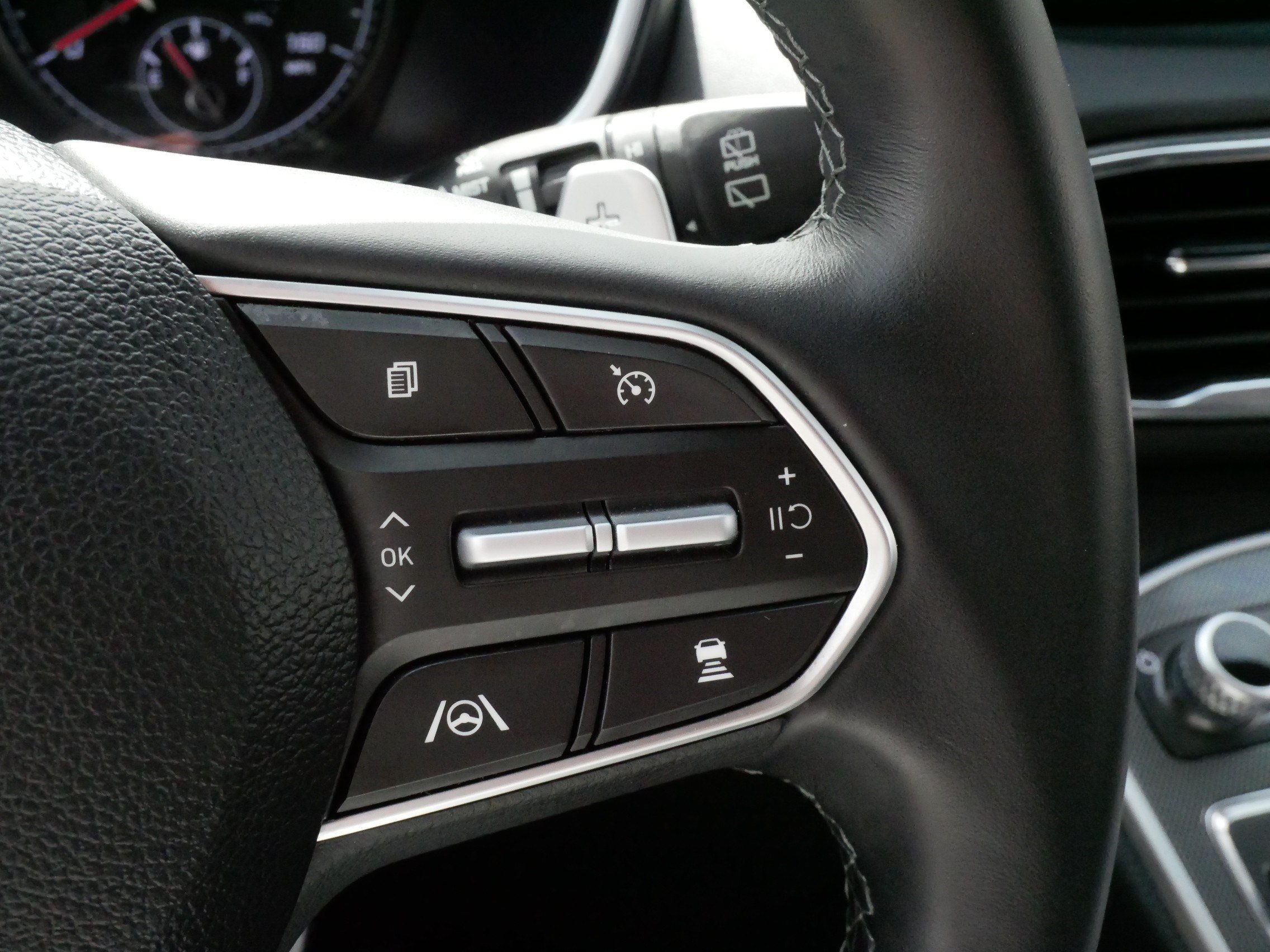 Used 2023 Hyundai Santa Fe SEL AWD/4WD image 24