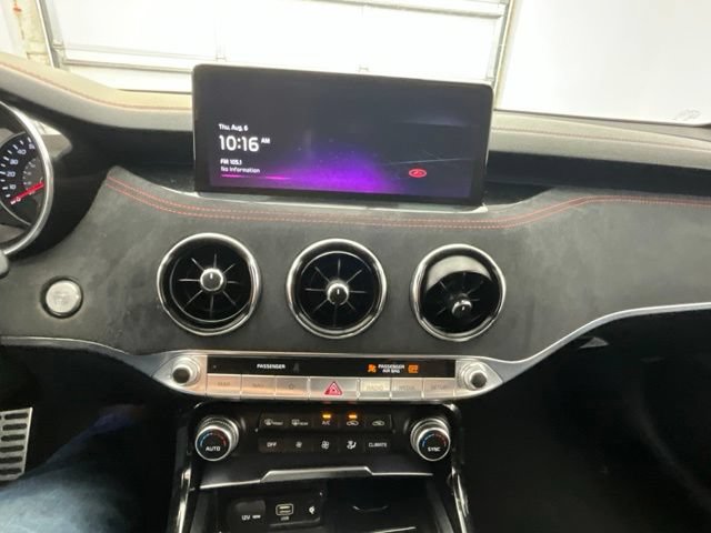 Used 2023 Kia Stinger GT2 AWD/4WD image 11