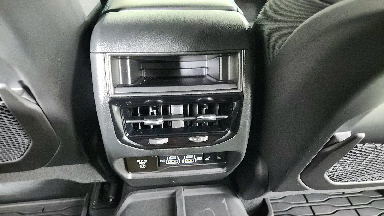 Used 2024 Jeep Grand Cherokee Trailhawk w/ Luxury Tech Group III image 24
