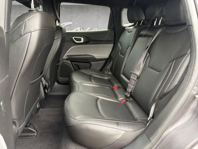 Used 2024 Jeep Compass Latitude image 22