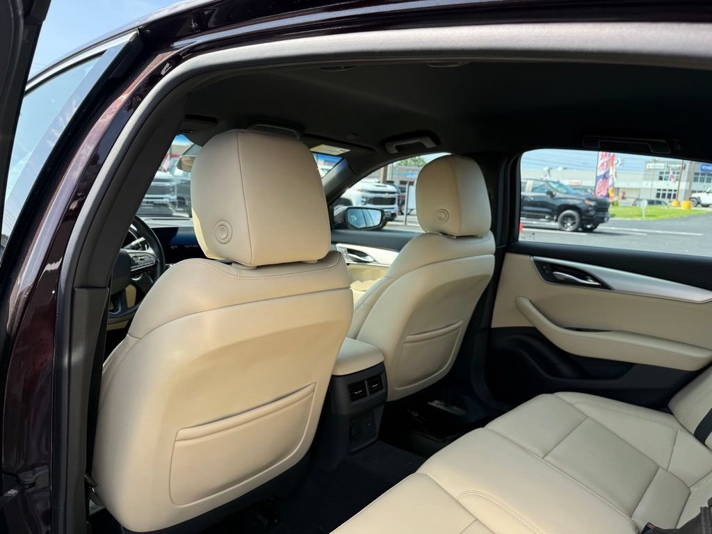 Used 2021 Cadillac CT5 Luxury w/ Cold Weather Package RWD image 11