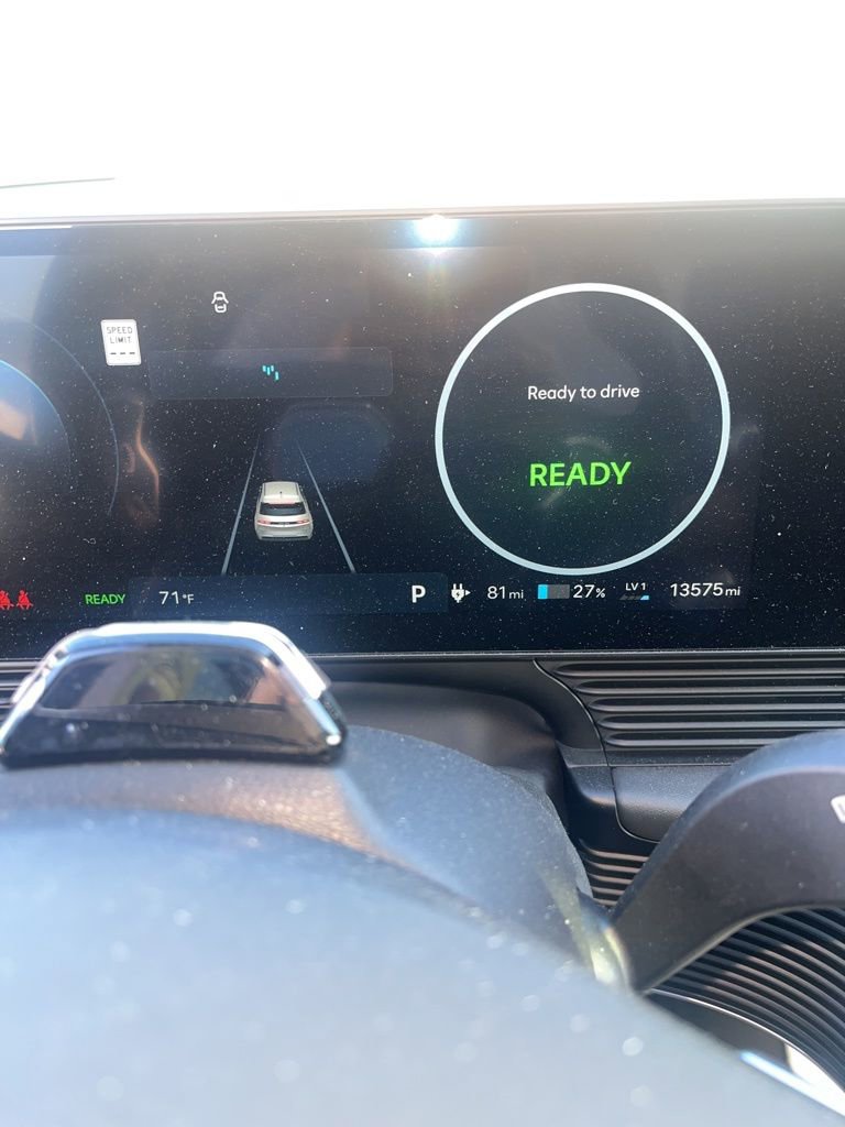 Used 2025 Hyundai Ioniq 5 Limited image 5