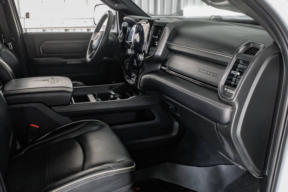 Used 2022 RAM 2500 Limited AWD/4WD image 12