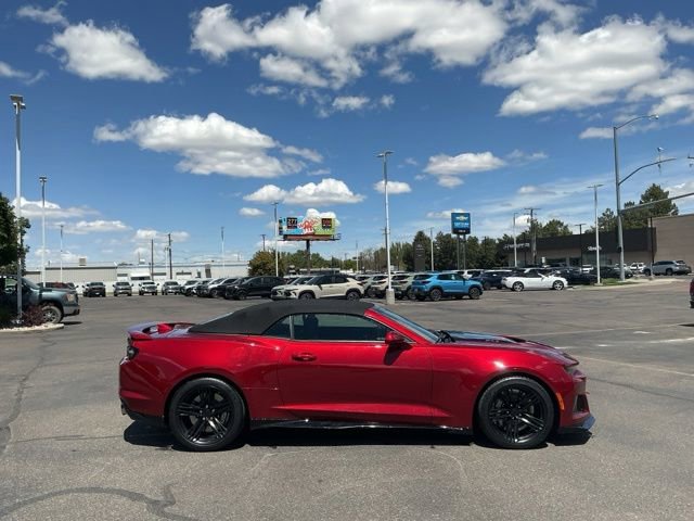 Used 2022 Chevrolet Camaro ZL1 RWD image 2