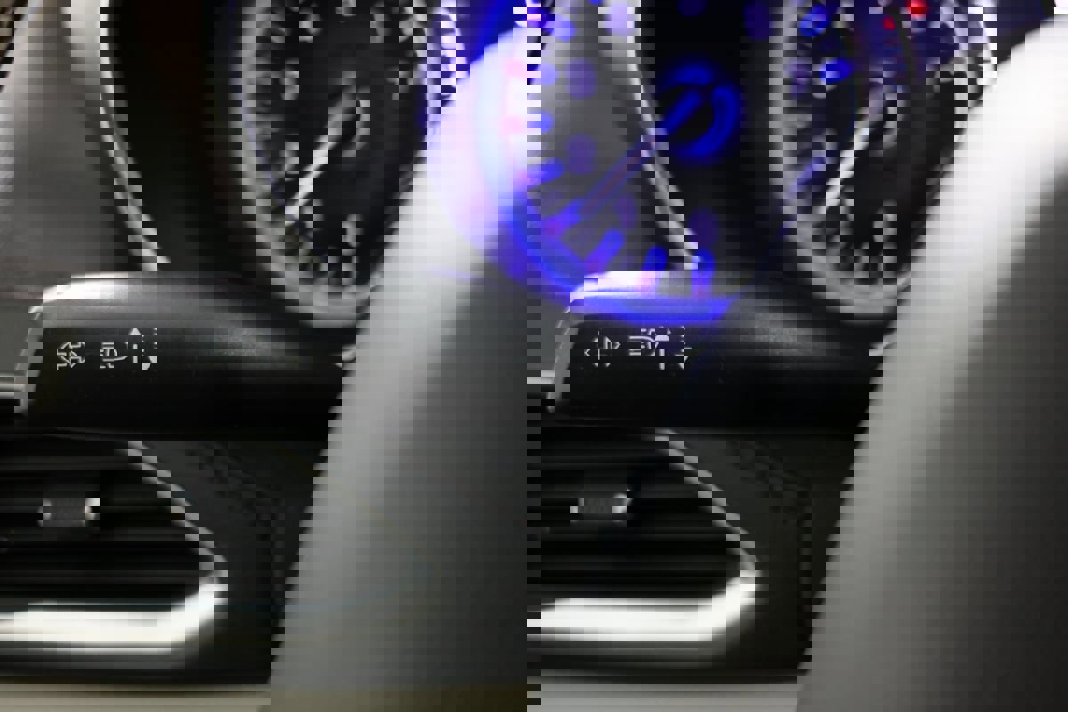 Used 2019 Chrysler Pacifica Limited w/ Tire & Wheel Group image 27