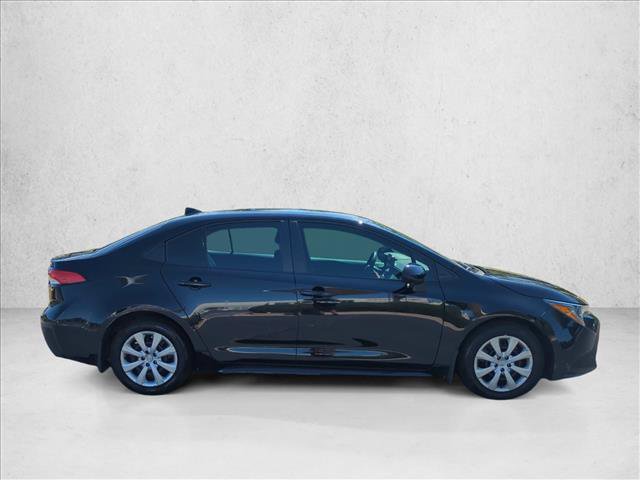 Certified 2025 Toyota Corolla LE FWD image 4