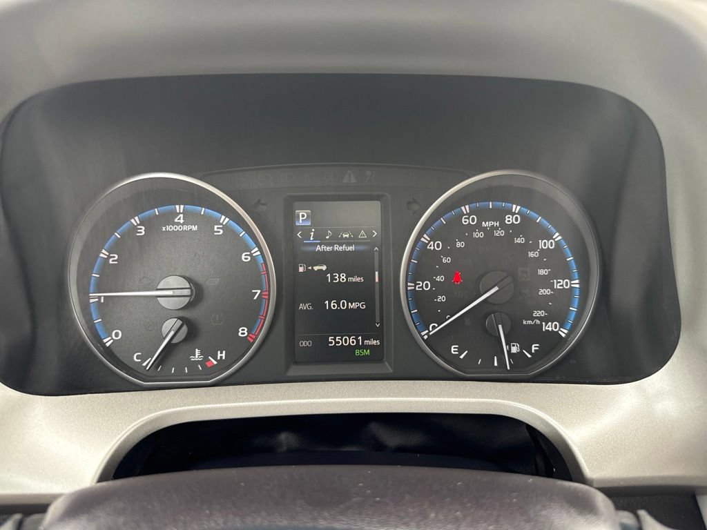 Used 2018 Toyota RAV4 XLE w/ Plus Extra Value Package AWD/4WD image 11