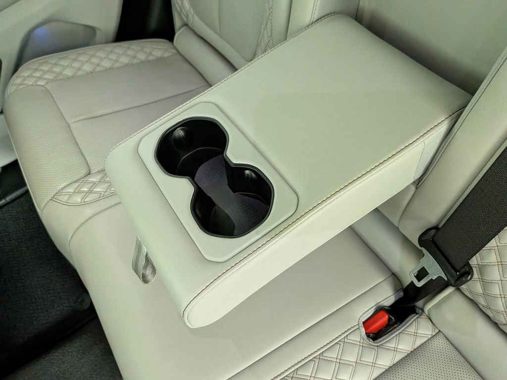 Used 2022 Jeep Grand Cherokee Summit w/ Adv Protech Group IV image 38