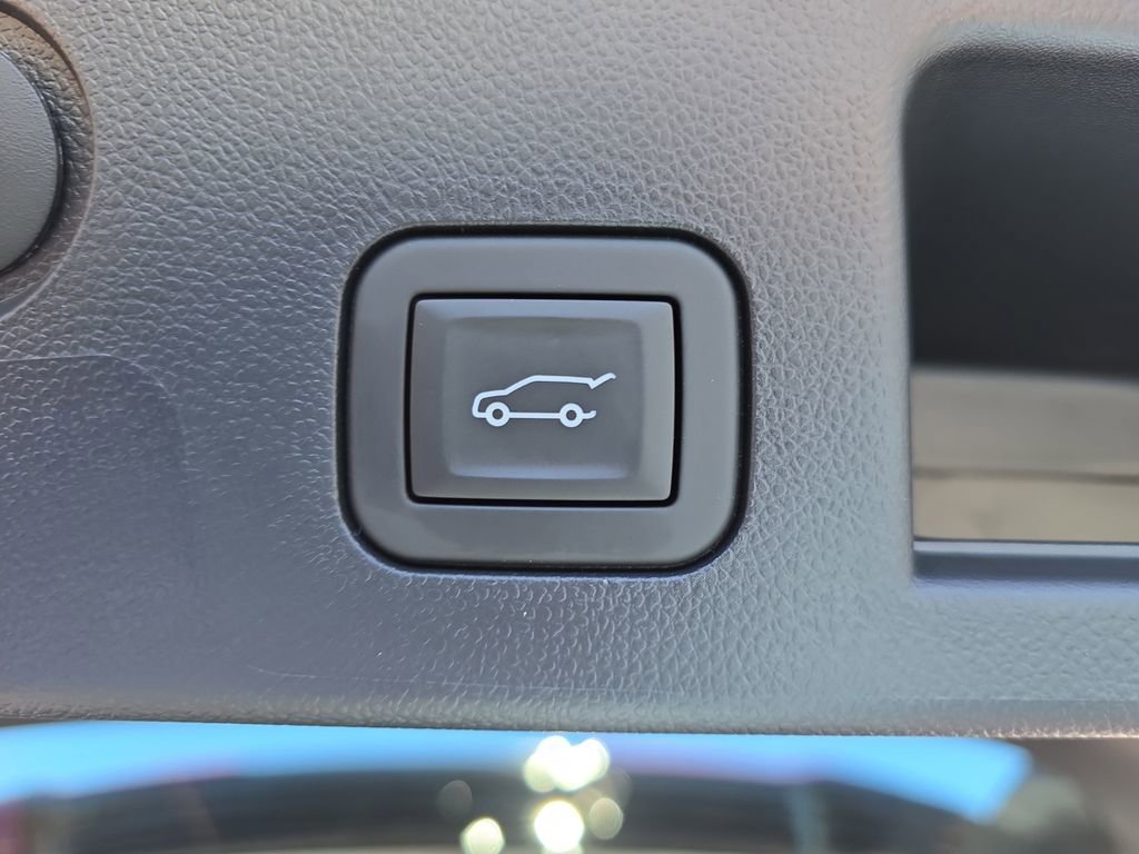 New 2026 Chevrolet Equinox LT w/ Convenience Package II image 13