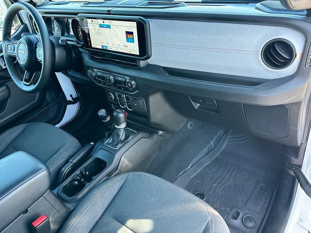 Used 2024 Jeep Wrangler Sport S image 27