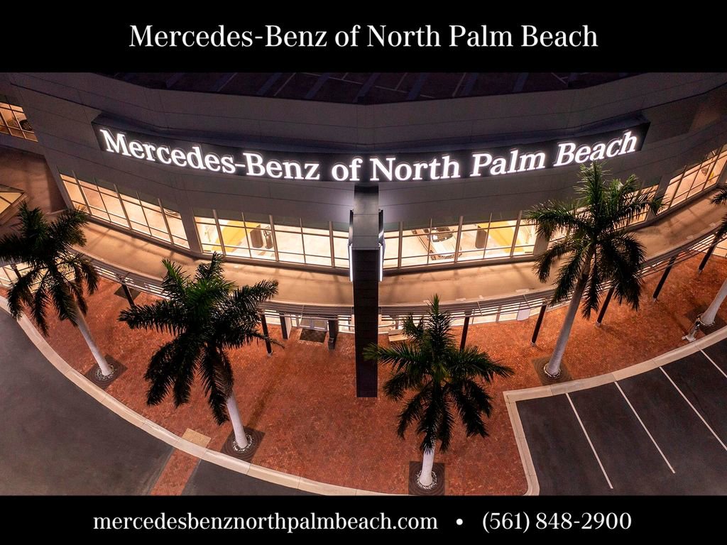 Used 2015 Mercedes-Benz S 550 4MATIC Sedan image 32