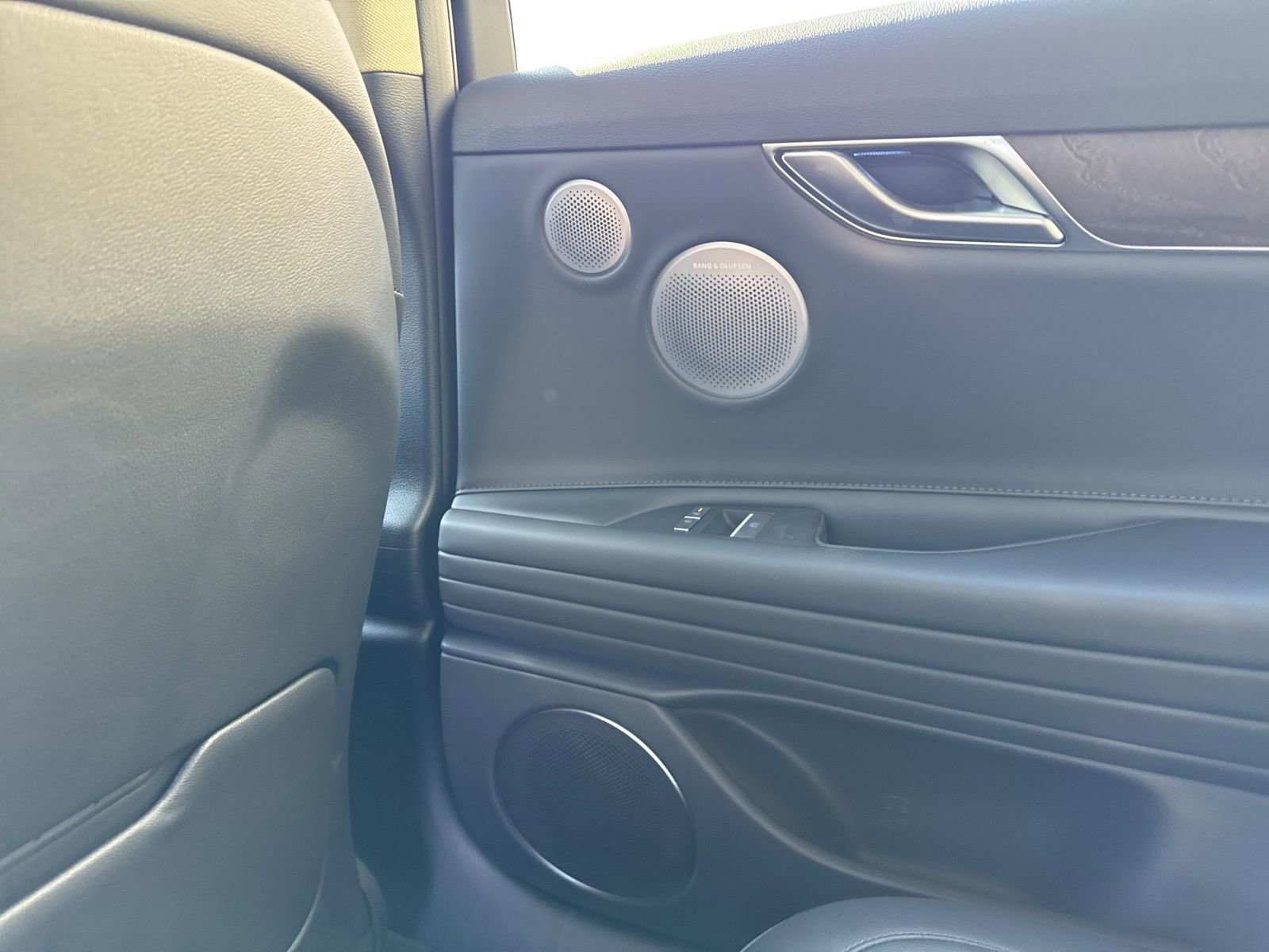 Used 2025 Genesis G80 2.5T Advanced image 18