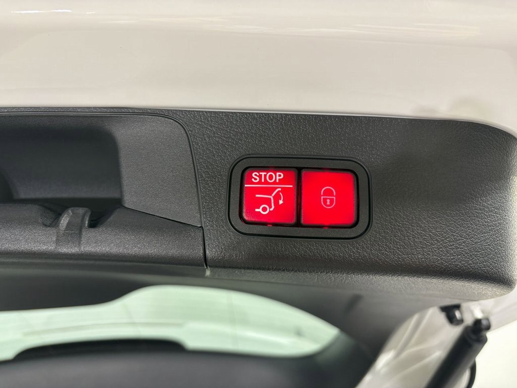 Certified 2023 Mercedes-Benz EQB 350 4MATIC SUV w/ AMG Night Package image 30