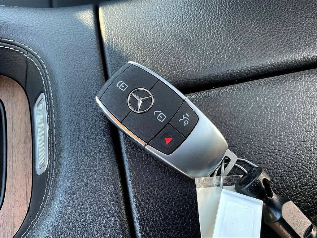 Certified 2025 Mercedes-Benz GLE 450 4MATIC image 37