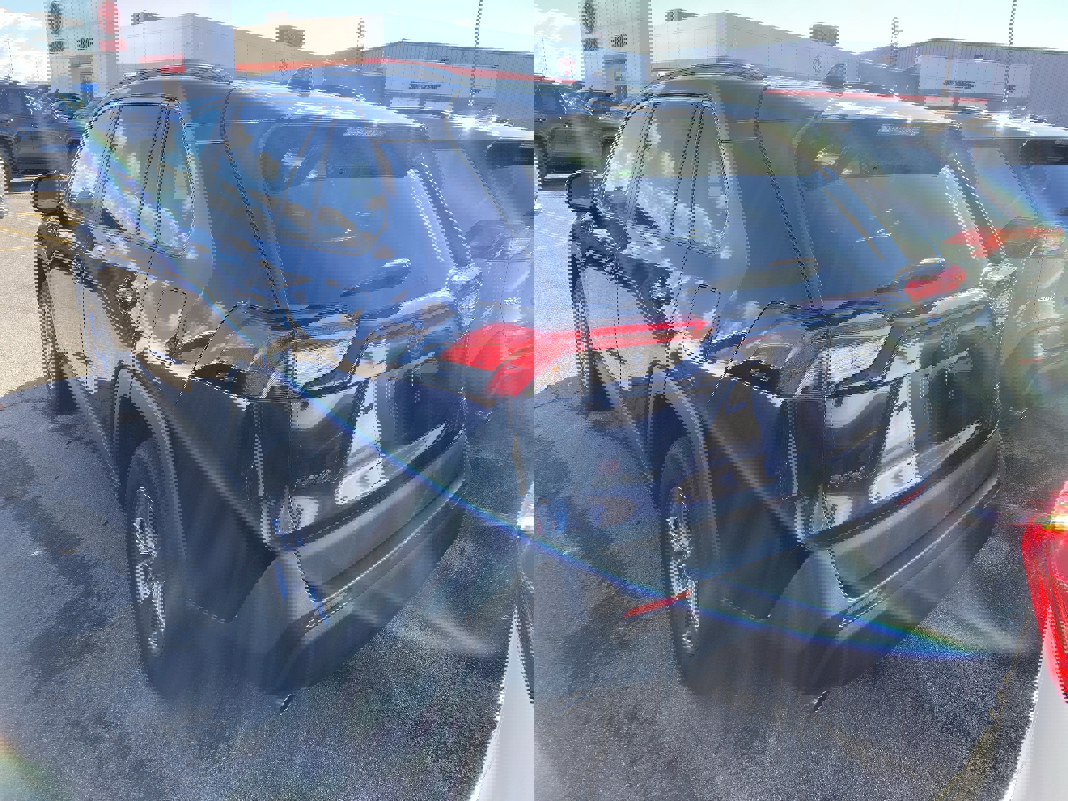 Used 2023 Toyota RAV4 XLE w/ Convenience Package image 5