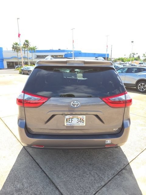 Used 2020 Toyota Sienna FWD image 8