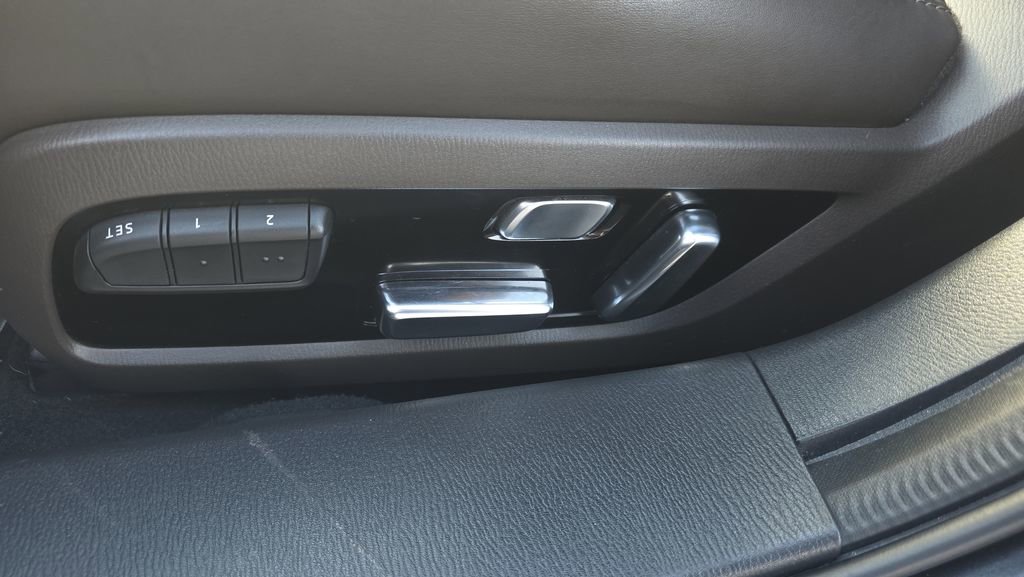 Used 2018 MAZDA MAZDA6 Signature FWD image 16