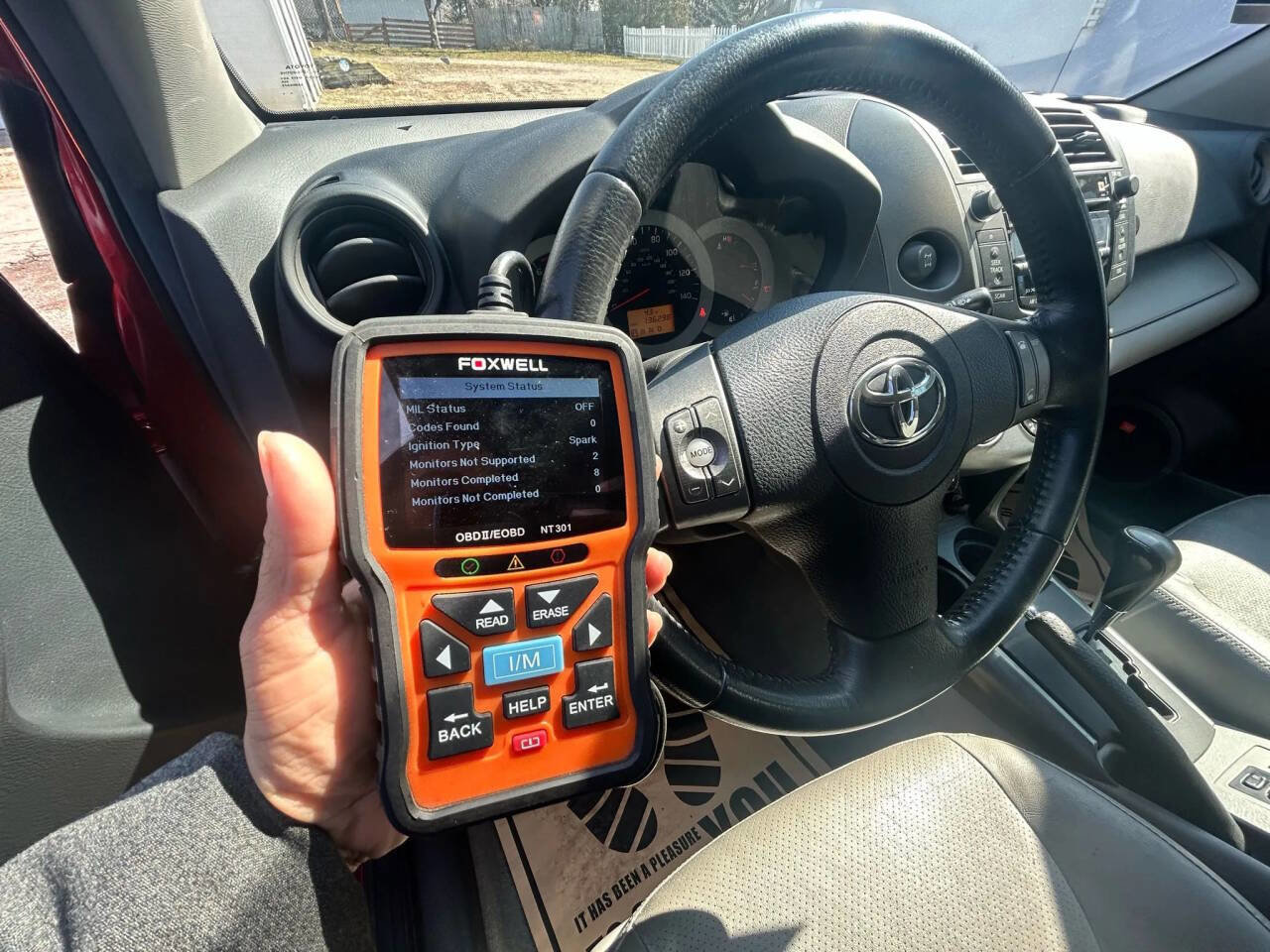 Used 2011 Toyota RAV4 Limited w/ Limited Extra Value Pkg image 21