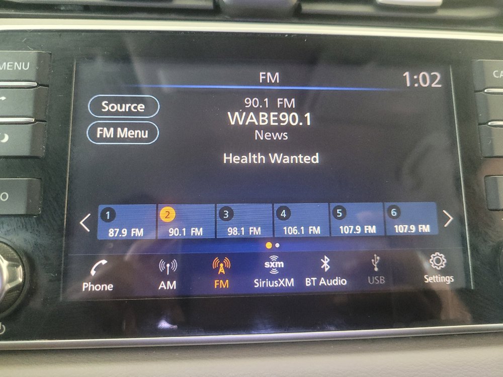 Used 2021 Nissan Versa SV FWD image 25