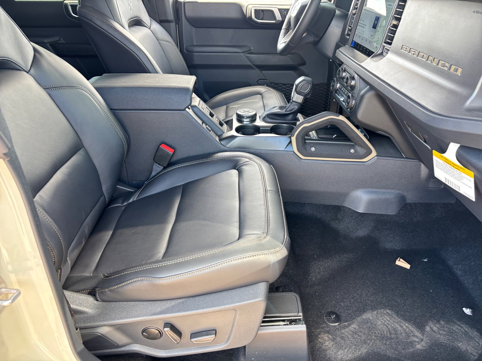 New 2026 Ford Bronco Badlands image 19