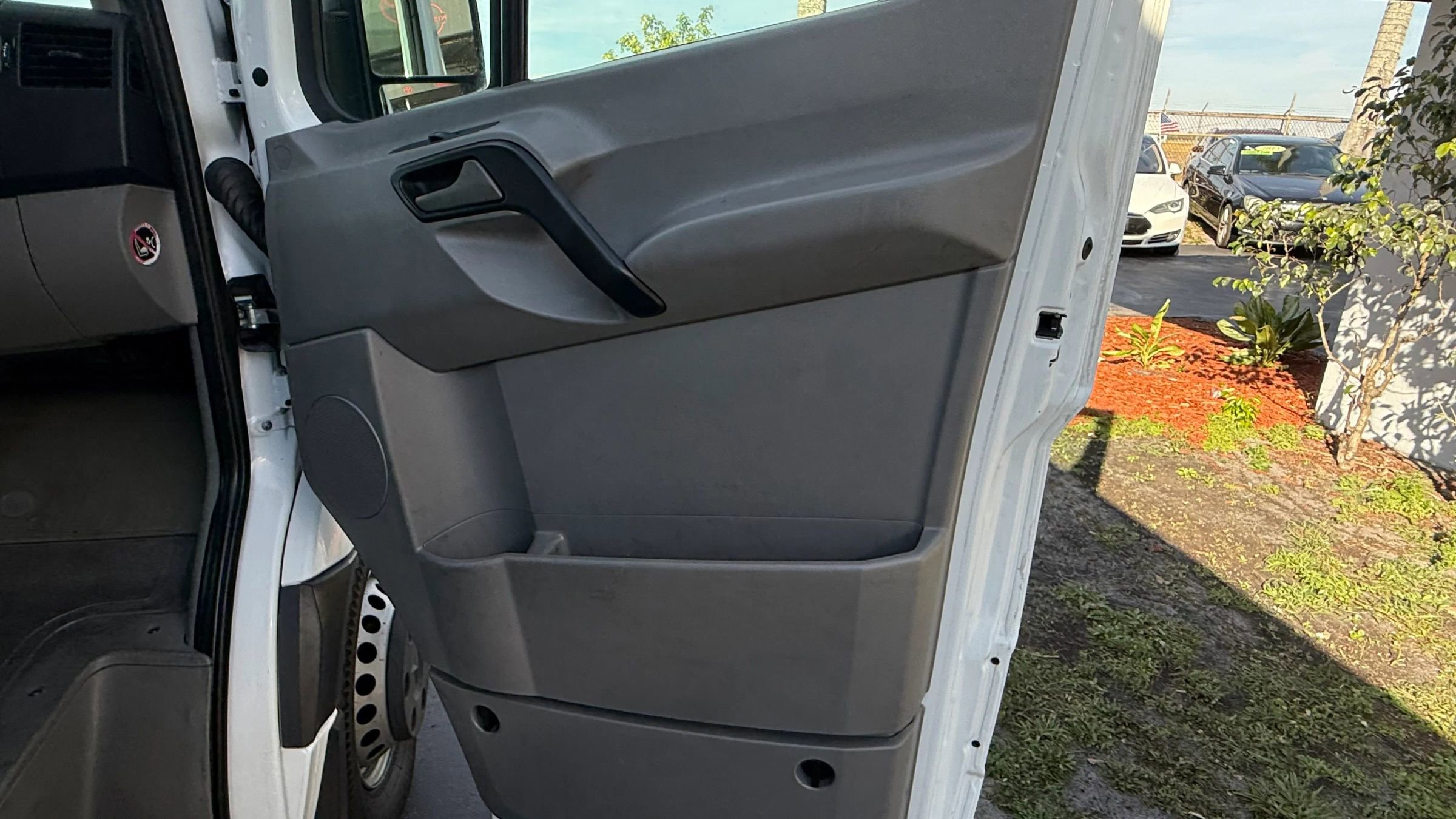 Used 2017 Mercedes-Benz Sprinter 3500 w/ Driver Comfort Package image 19