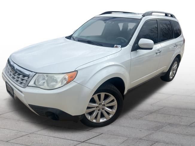 Used 2011 Subaru Forester 2.5X Premium w/ All-Weather Pkg image 3