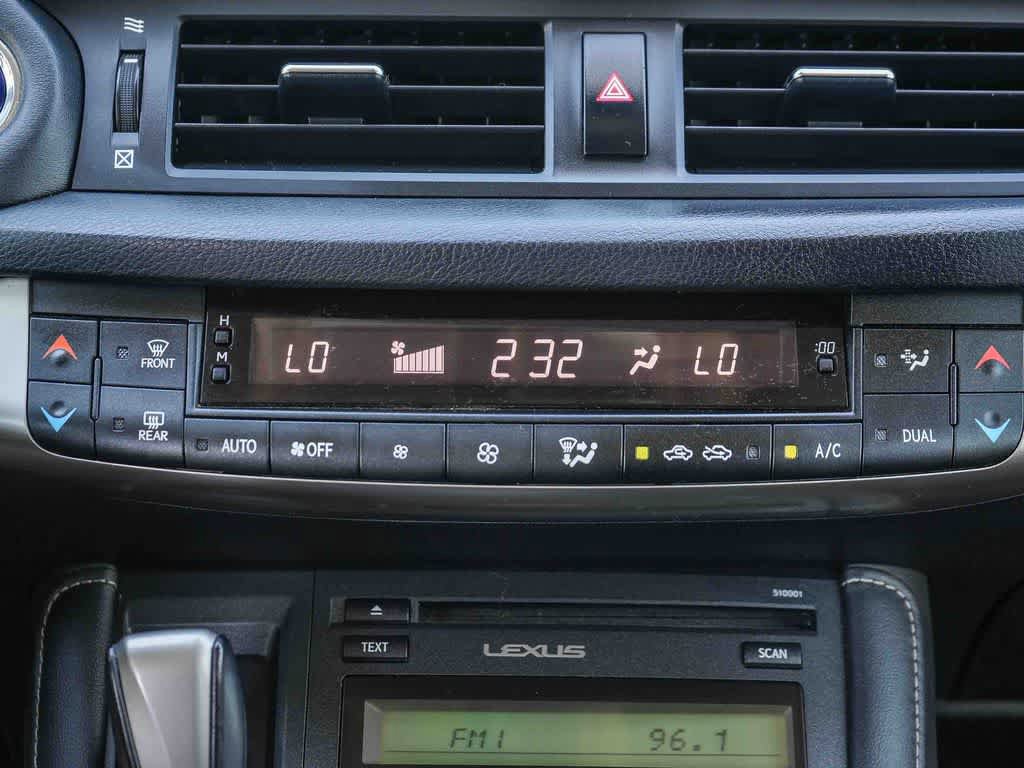 Used 2015 Lexus CT 200h FWD image 15