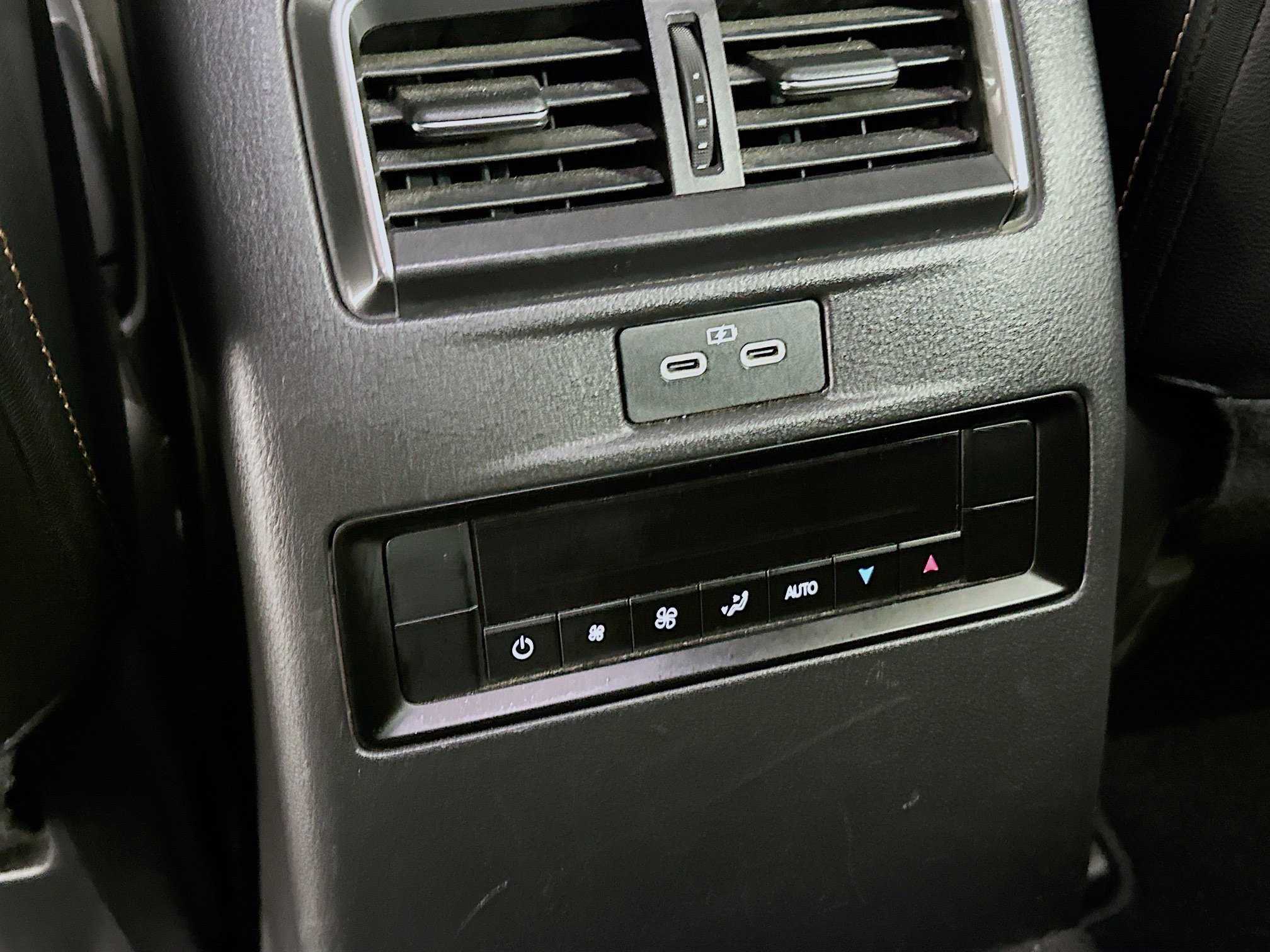 Used 2024 MAZDA CX-90 3.3 Turbo w/ Preferred Plus image 28