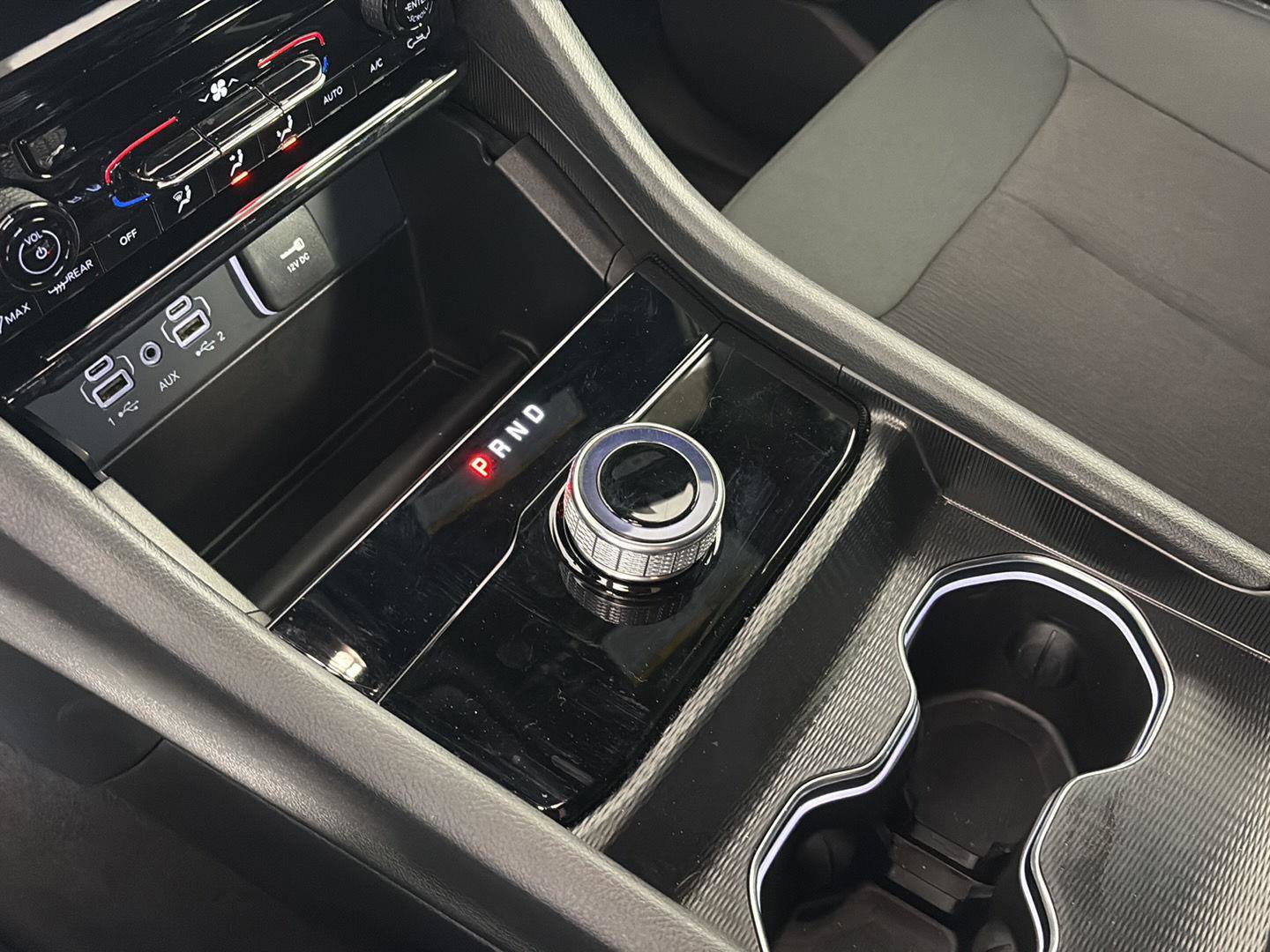 New 2025 Jeep Grand Cherokee Laredo AWD/4WD image 14