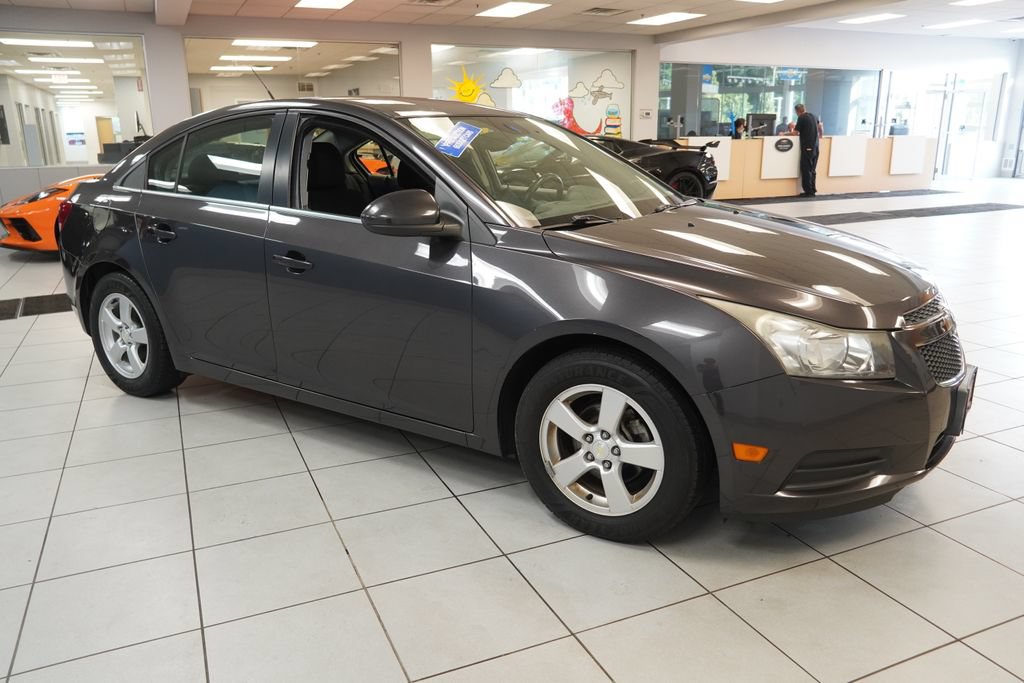 Used 2014 Chevrolet Cruze LT FWD image 13
