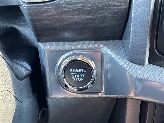 New 2025 Ford F150 Lariat w/ Equipment Group 501A Mid image 17