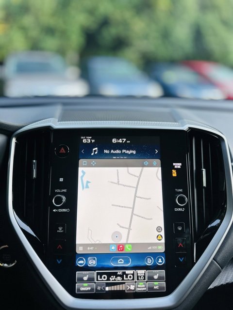 Used 2024 Subaru Ascent Premium w/ Convenience Package image 11