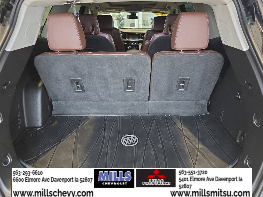 Used 2018 Buick Enclave Avenir FWD image 26