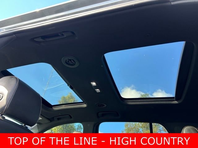 Used 2023 Chevrolet Traverse High Country image 18