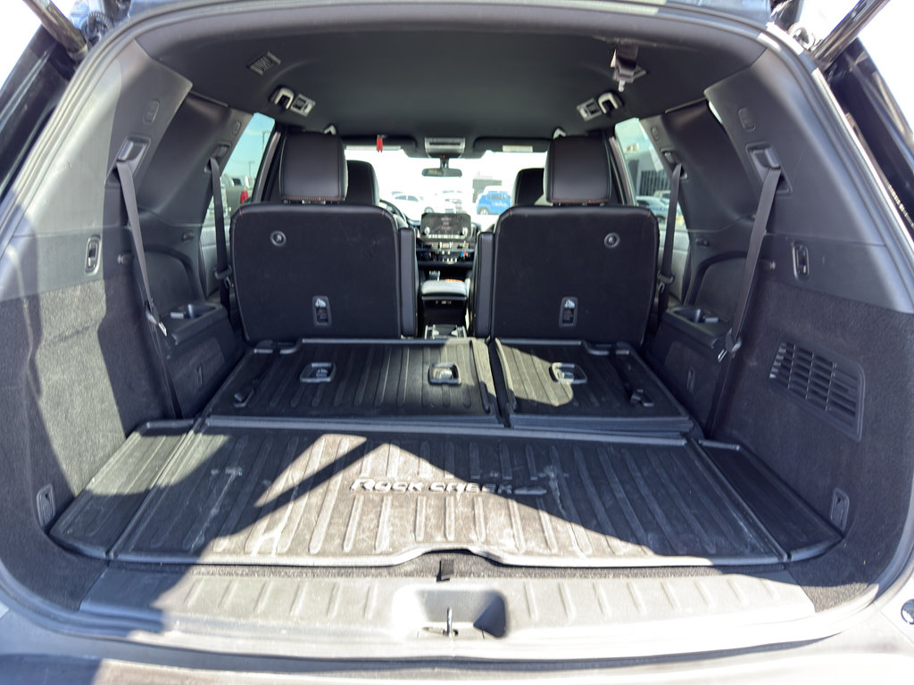 Used 2025 Nissan Pathfinder Rock Creek AWD/4WD image 13