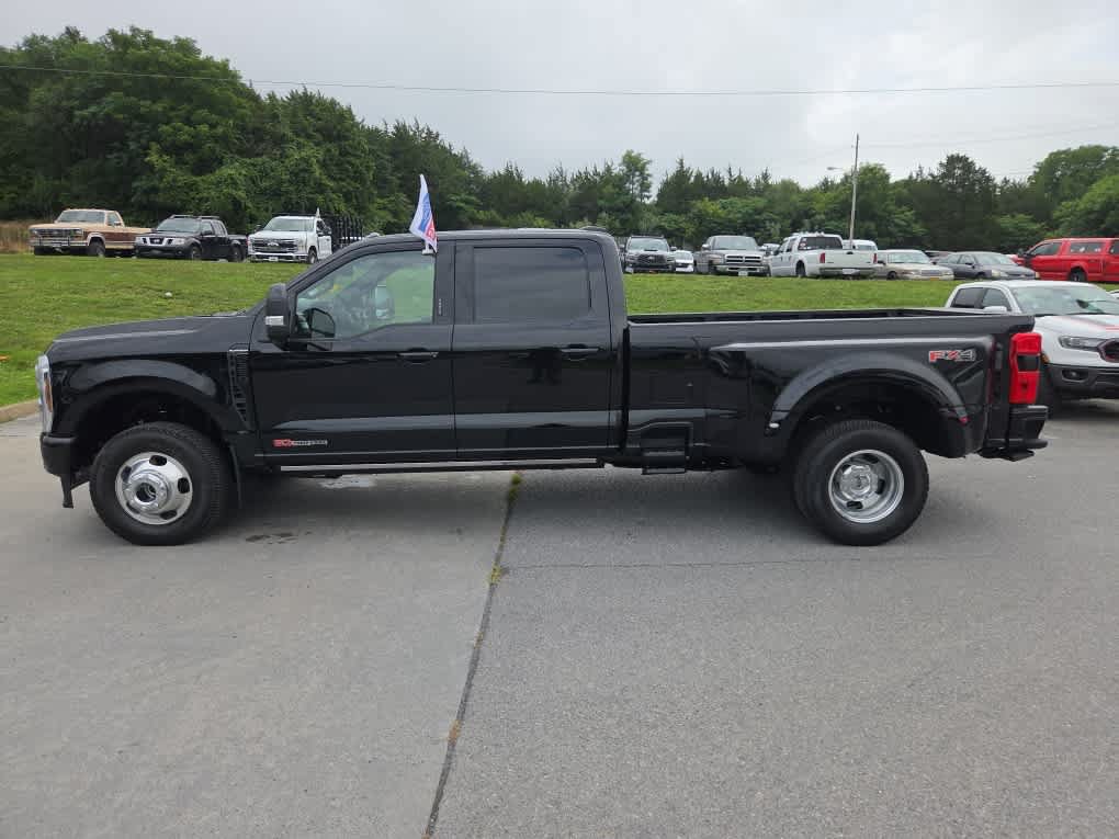 New 2026 Ford F350 Platinum AWD/4WD image 14