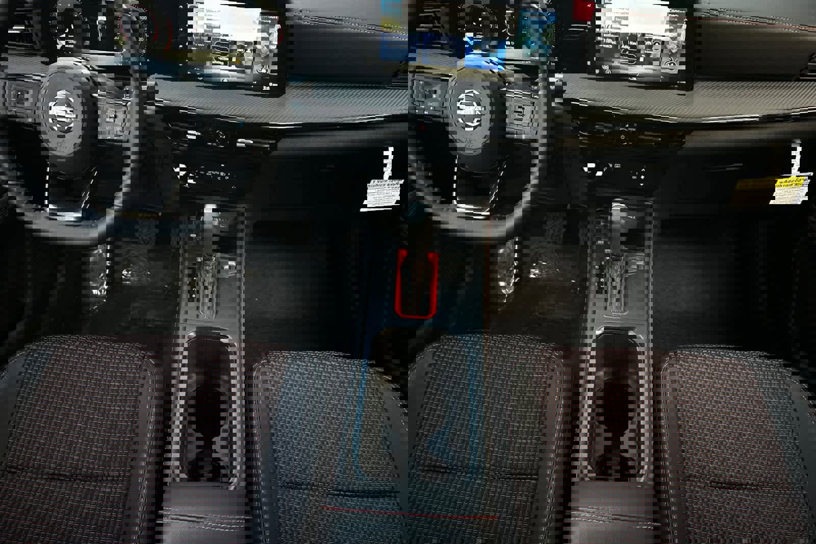 New 2026 Nissan Kicks SR w/ Illumination Package image 4