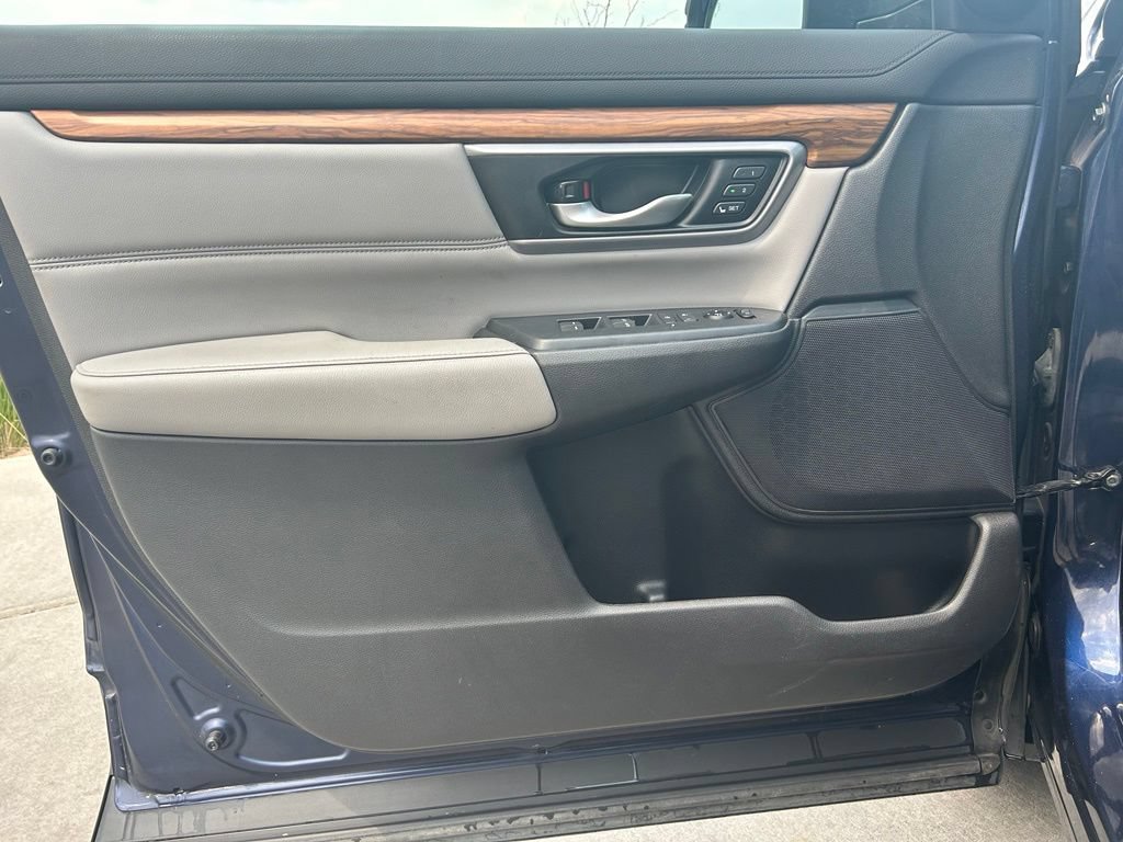Used 2017 Honda CR-V EX-L image 11